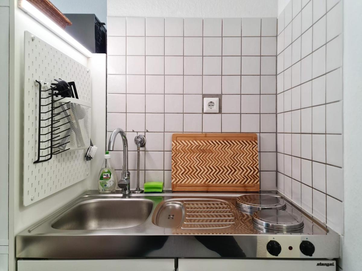 Schoene Ferienwohnung Im Zentrum Mit Self Check-In Und Free Wifi Essen Exterior foto